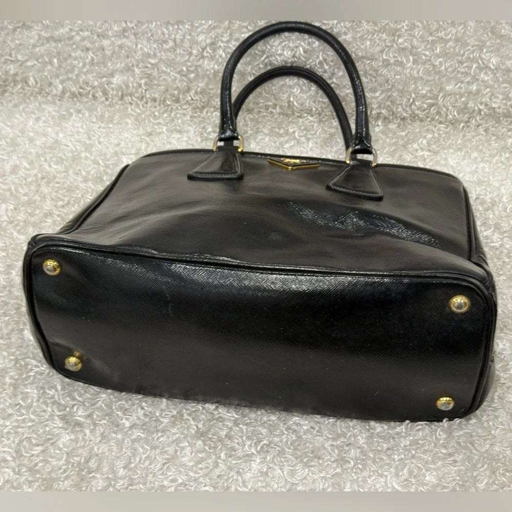 Prada Black Saffiano Patent Leather Parabole Tote - Picture 11 of 16